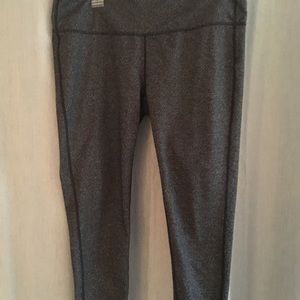 Athleta leggings black herringbone pattern.